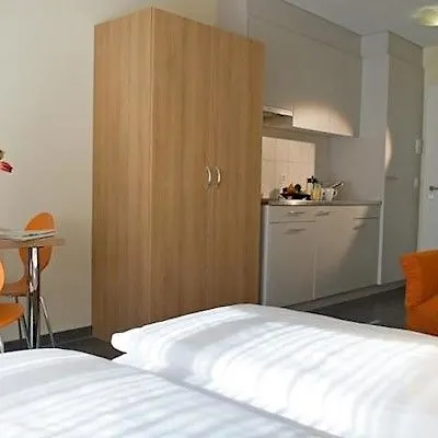 Hotel Cresta 3*