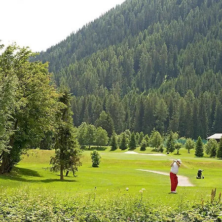 Cresta Hotel
